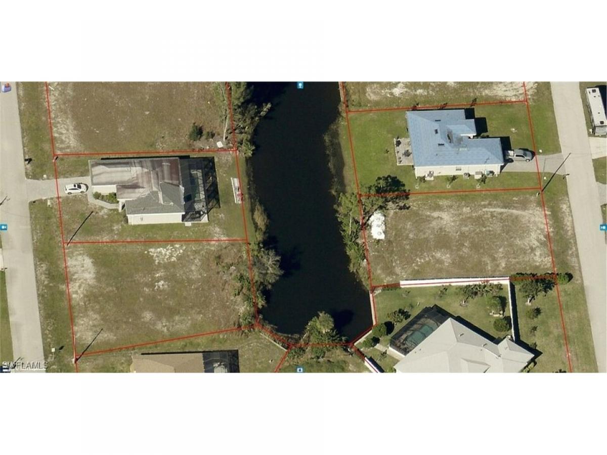 Picture of Residential Land For Sale in Cape Coral, Florida, United States