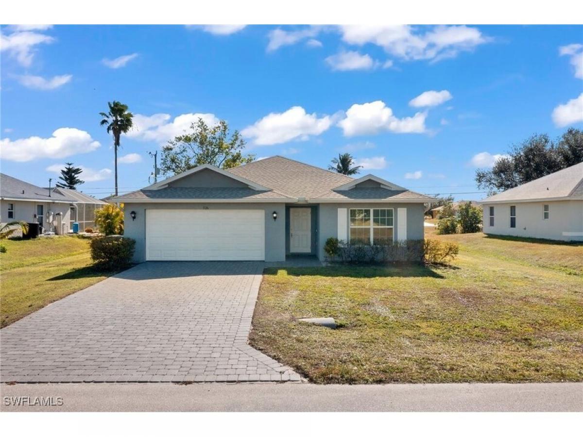 Picture of Home For Sale in Cape Coral, Florida, United States