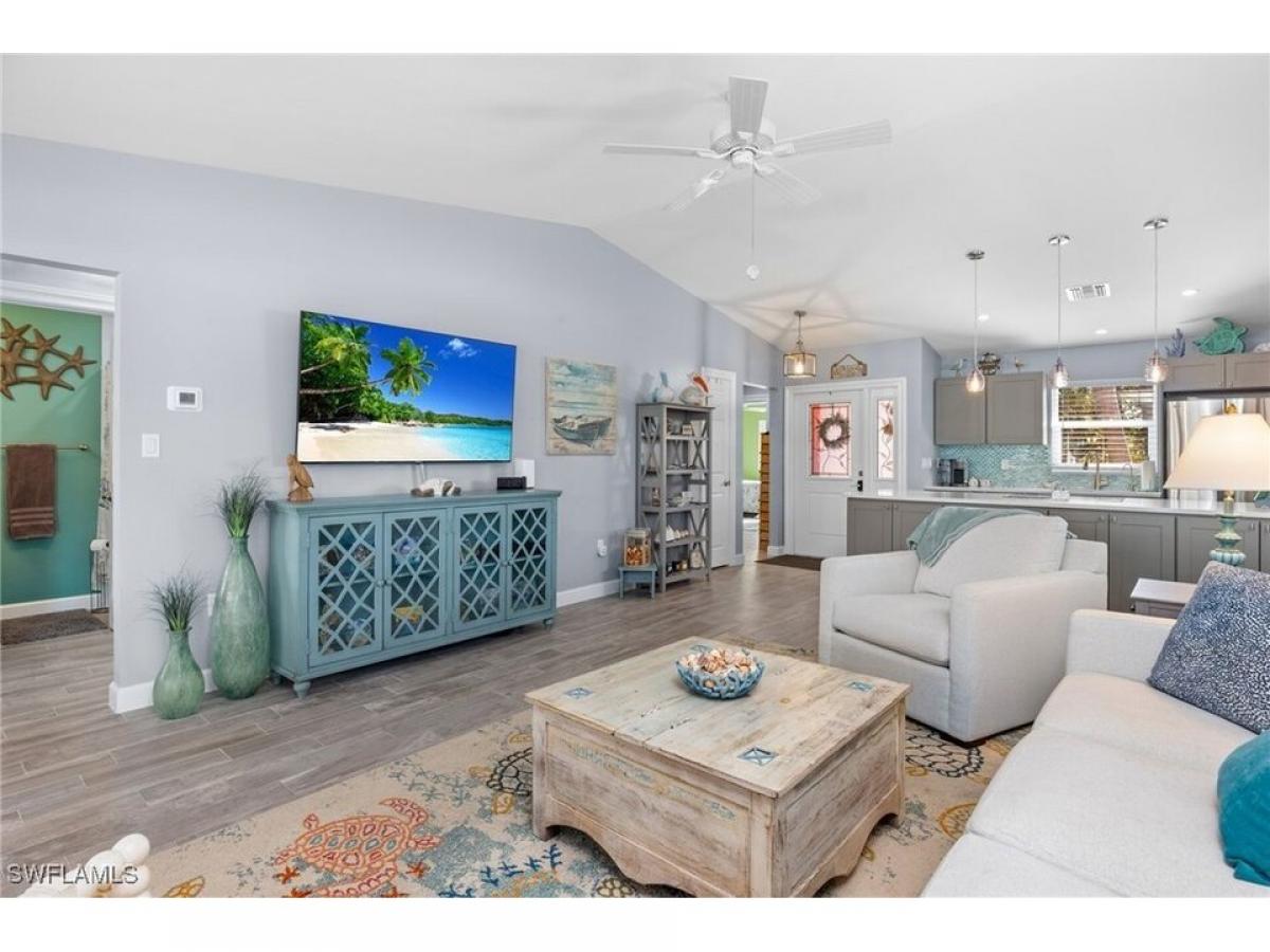 Picture of Home For Sale in Sanibel, Florida, United States