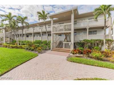 Home For Sale in Captiva, Florida