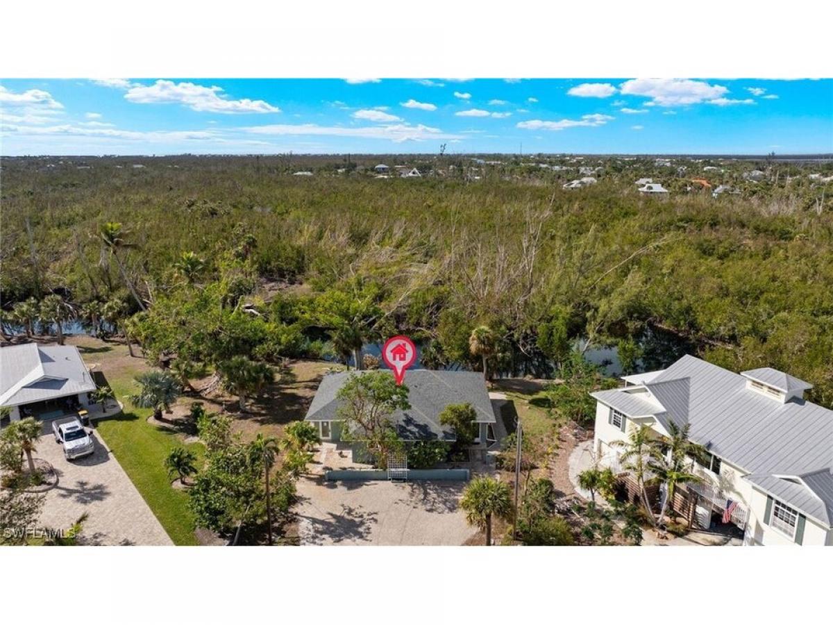 Picture of Home For Sale in Sanibel, Florida, United States