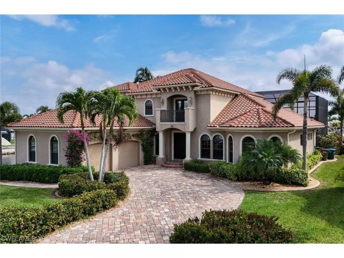 Picture of Home For Sale in Cape Coral, Florida, United States