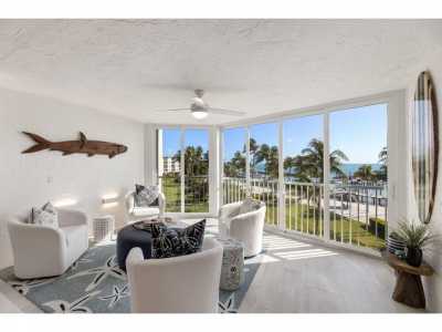 Home For Sale in Plantation Key, Florida