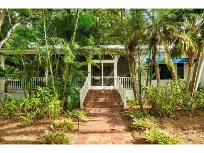 Home For Sale in Upper Matecumbe Key Islamorada, Florida