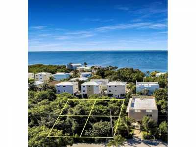 Residential Land For Sale in Key Largo, Florida