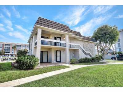 Home For Sale in Marco Island, Florida