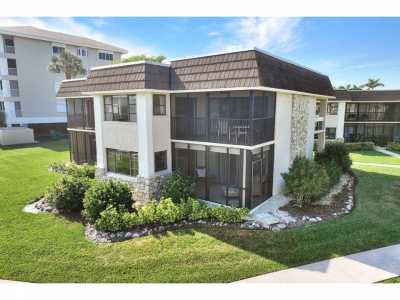 Home For Sale in Marco Island, Florida