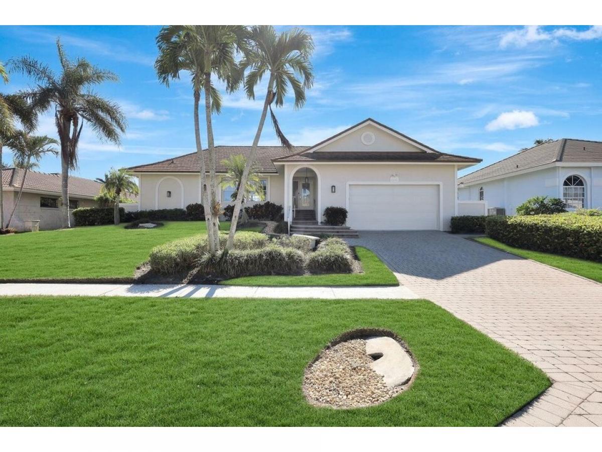 Picture of Home For Sale in Marco Island, Florida, United States