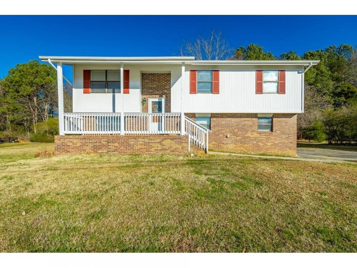 Picture of Home For Sale in Rock Spring, Georgia, United States