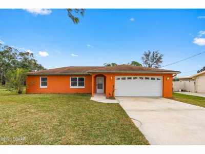 Home For Sale in Port Orange, Florida