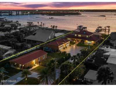 Home For Sale in Port Orange, Florida