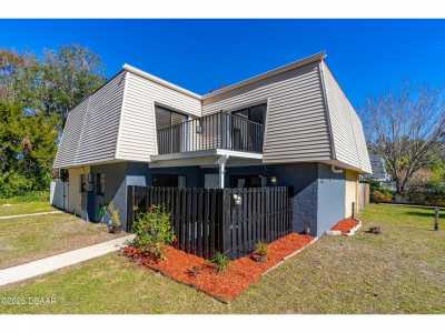 Home For Sale in Port Orange, Florida