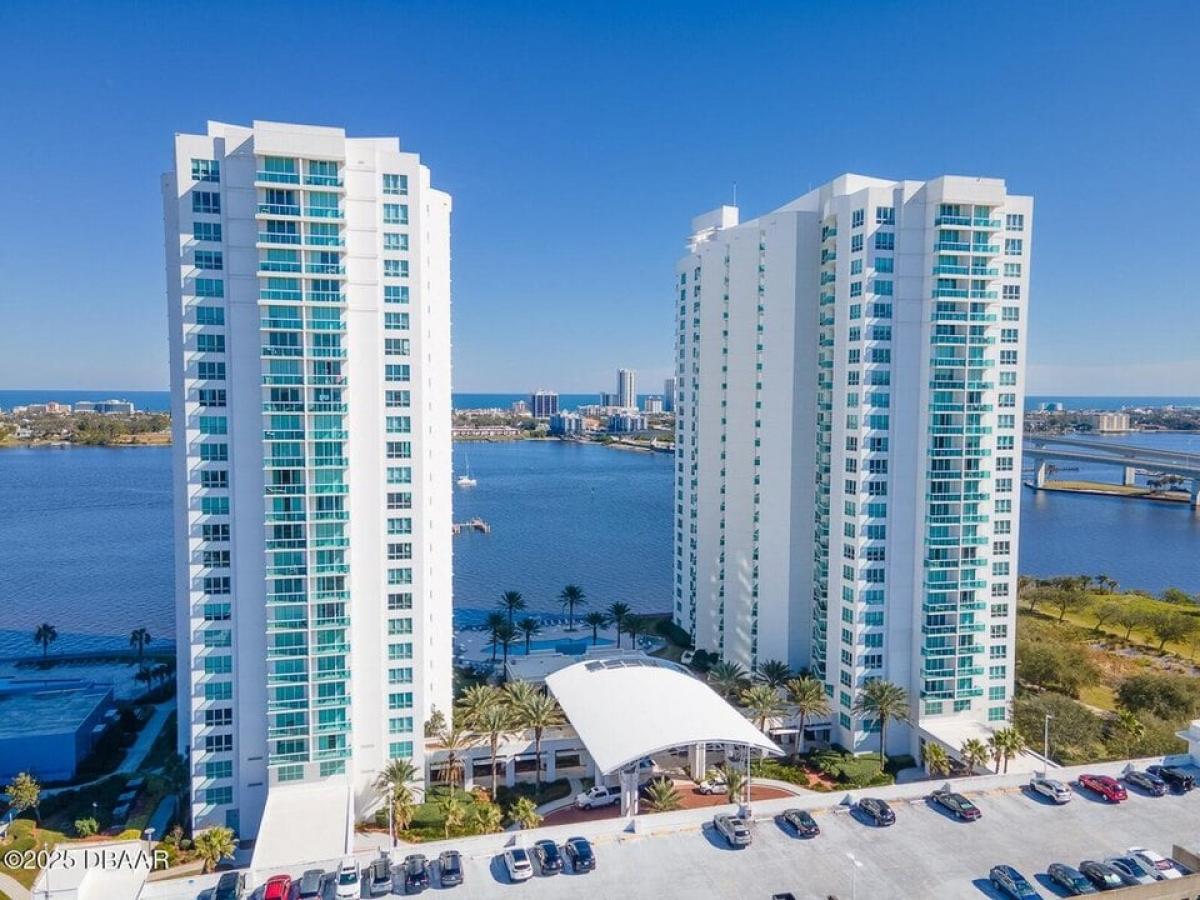 Picture of Home For Sale in Daytona Beach, Florida, United States