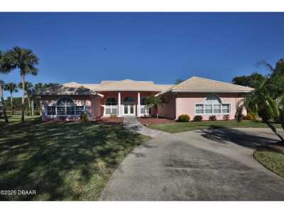 Home For Sale in Daytona Beach, Florida