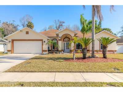 Home For Sale in South Daytona, Florida