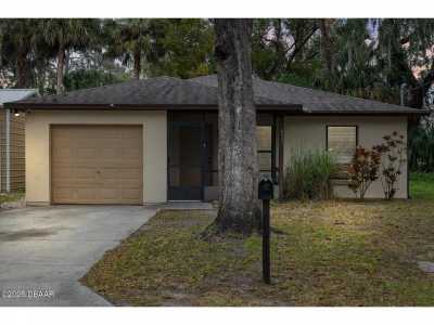 Home For Sale in Daytona Beach, Florida