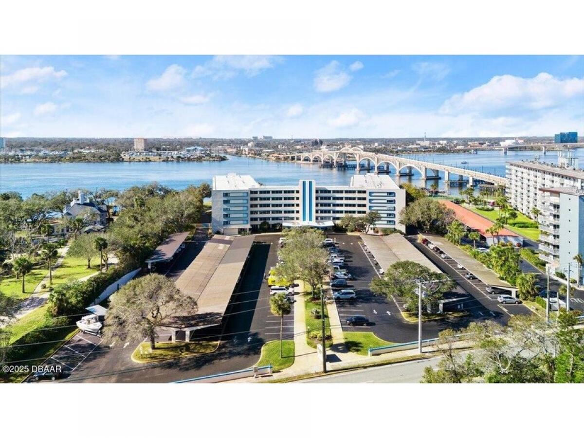 Picture of Home For Sale in Daytona Beach, Florida, United States