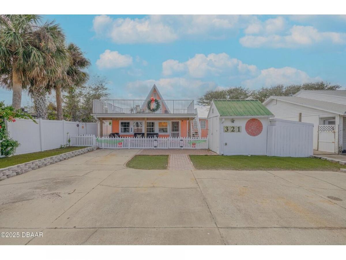 Picture of Home For Sale in New Smyrna Beach, Florida, United States