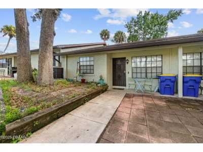 Home For Sale in Edgewater, Florida