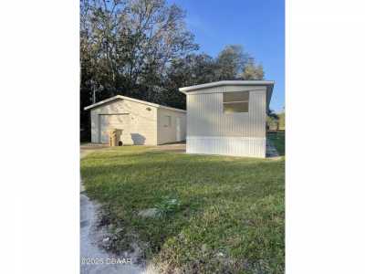 Home For Sale in Deland, Florida