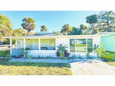 Home For Sale in Port Orange, Florida