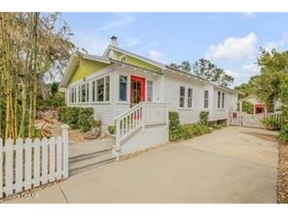 Picture of Home For Sale in New Smyrna Beach, Florida, United States