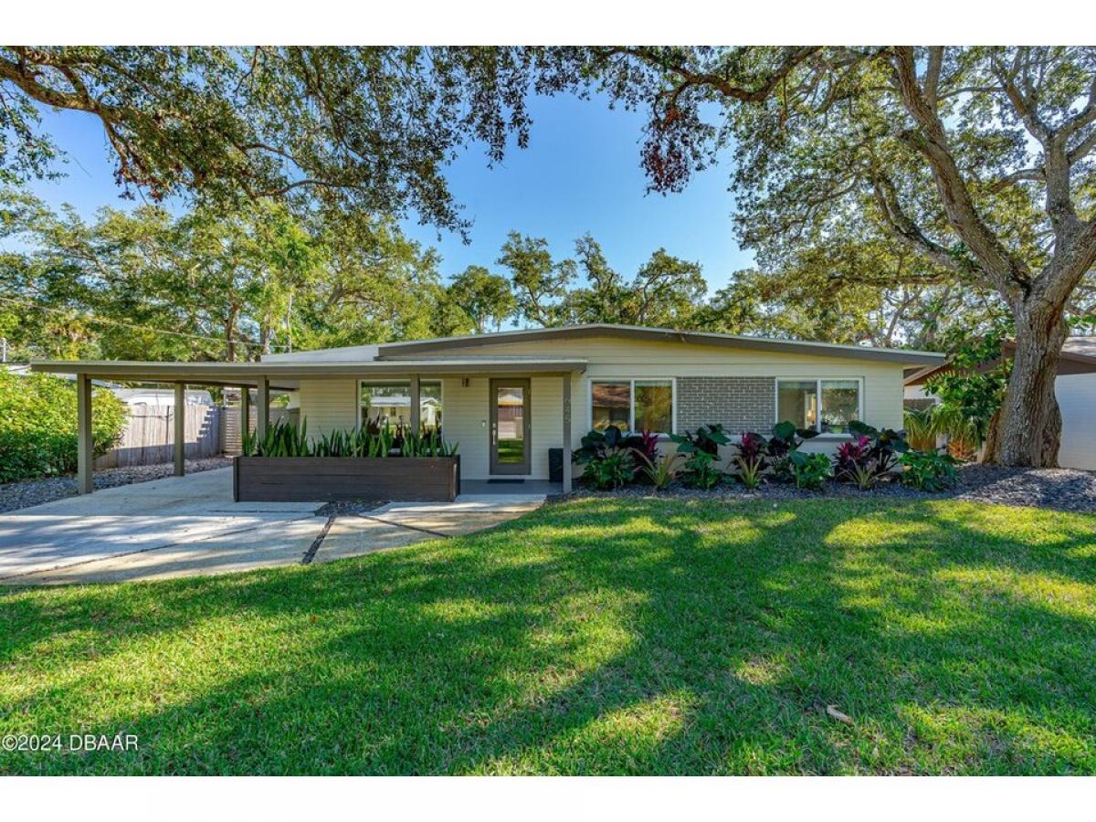 Picture of Home For Sale in New Smyrna Beach, Florida, United States