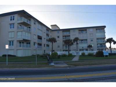 Home For Sale in Ormond Beach, Florida