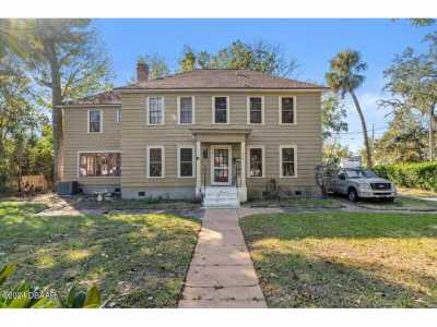 Home For Sale in Daytona Beach, Florida