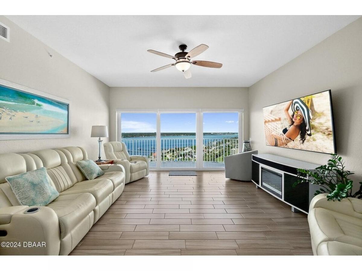 Picture of Home For Sale in Daytona Beach Shores, Florida, United States