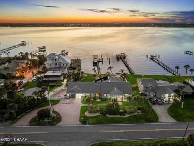 Home For Sale in Daytona Beach, Florida