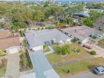 Home For Sale in New Smyrna Beach, Florida