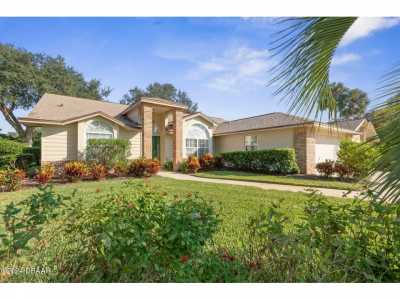 Home For Sale in Ormond Beach, Florida