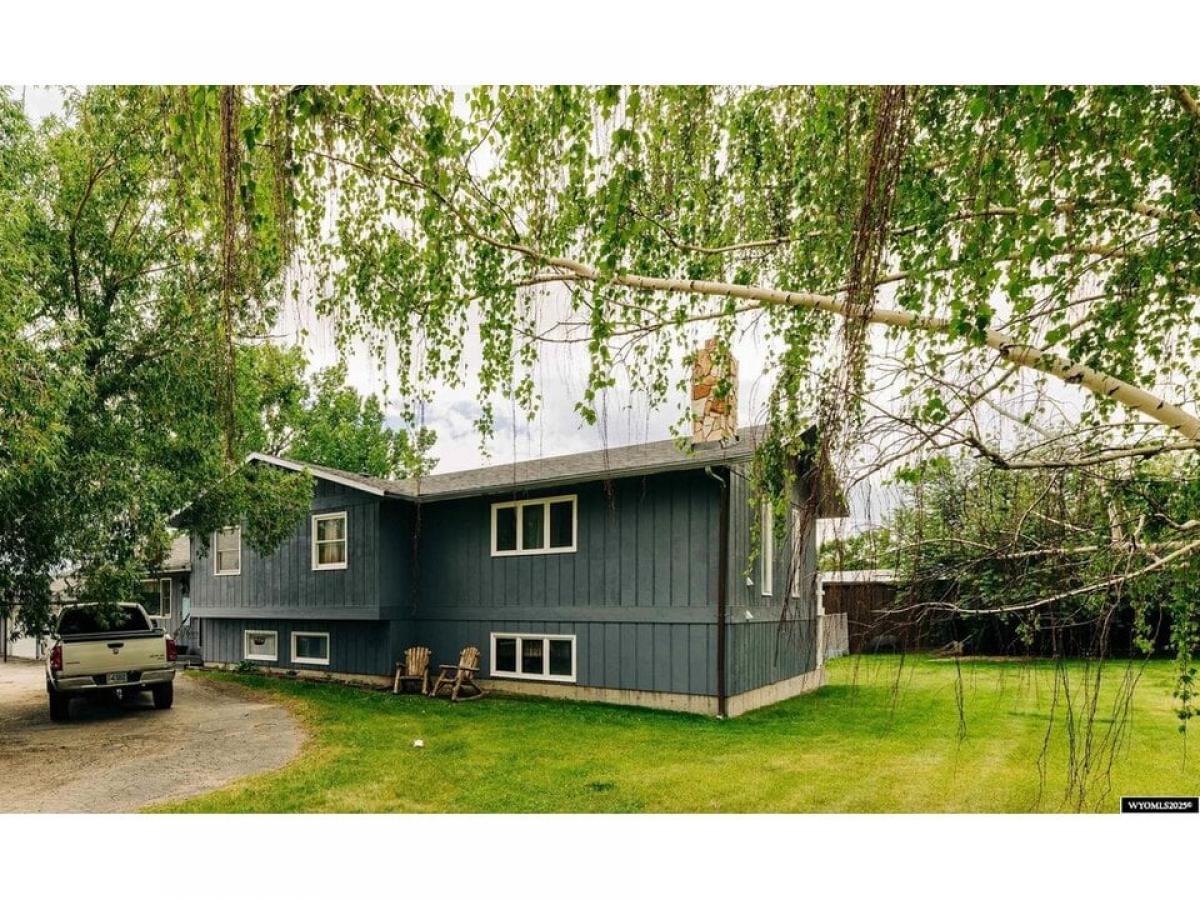 Picture of Home For Sale in Buffalo, Wyoming, United States