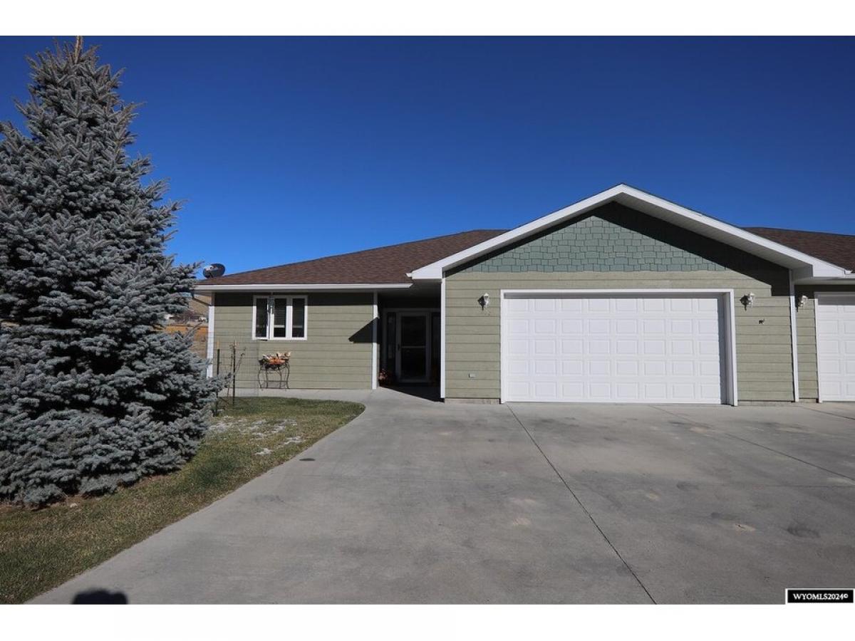 Picture of Home For Sale in Buffalo, Wyoming, United States