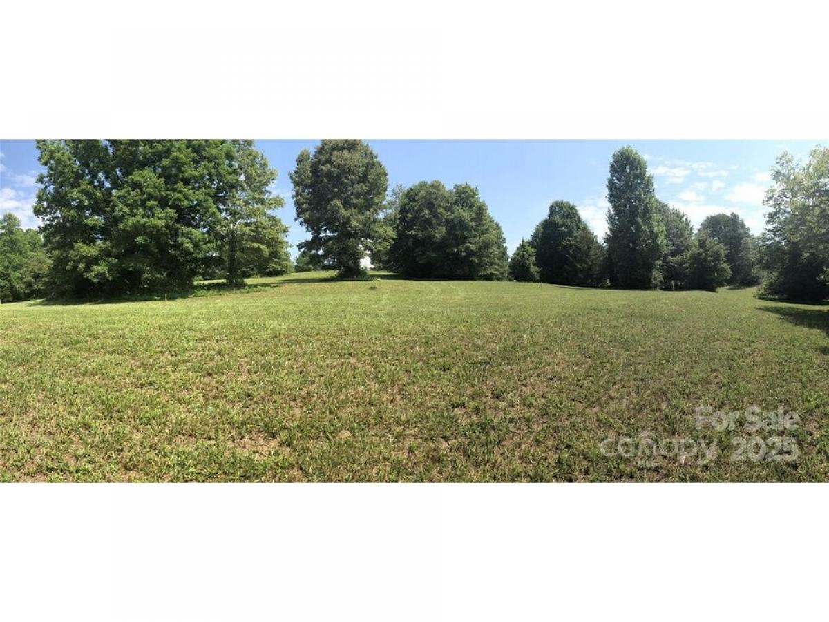 Picture of Residential Land For Sale in Rutherfordton, North Carolina, United States