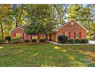 Home For Sale in Salisbury, North Carolina