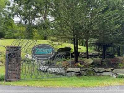 Residential Land For Sale in Hendersonville, North Carolina