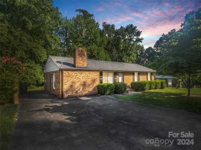 Home For Sale in Kings Mountain, North Carolina