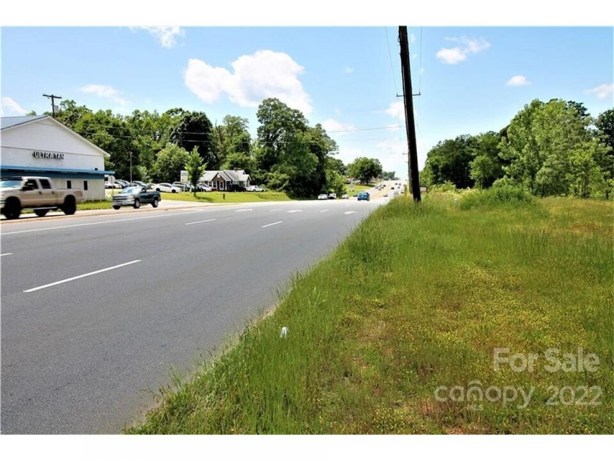 Picture of Residential Land For Sale in Gastonia, North Carolina, United States