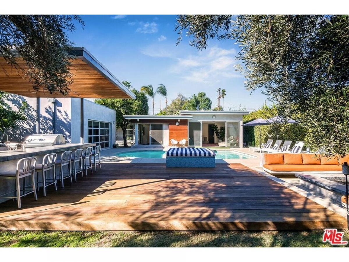 Picture of Home For Sale in Sherman Oaks, California, United States