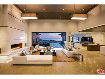 Home For Sale in Malibu, California