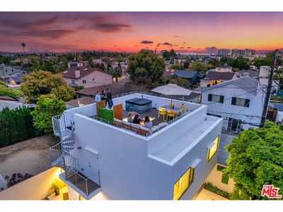 Home For Sale in Los Angeles, California