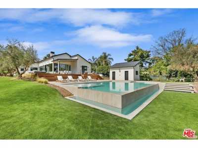 Home For Sale in Malibu, California