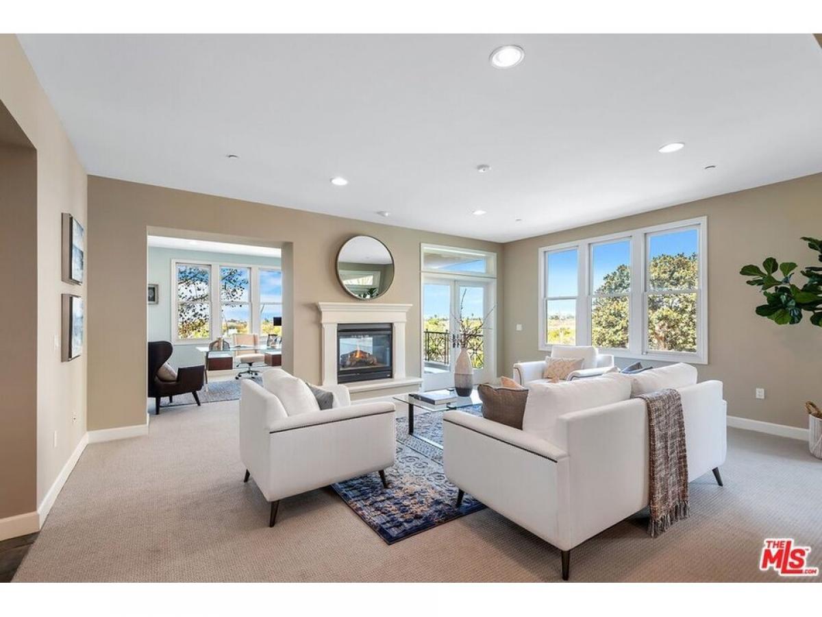 Picture of Home For Sale in Playa Vista, California, United States