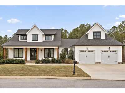 Home For Sale in Soddy Daisy, Tennessee