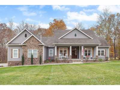 Home For Sale in Soddy Daisy, Tennessee