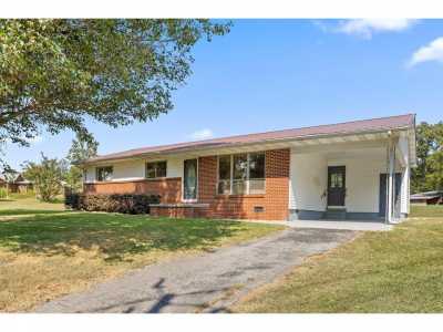 Home For Sale in Whitwell, Tennessee