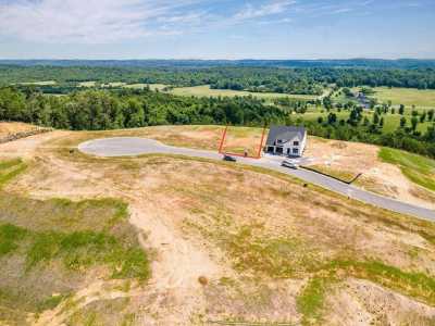 Home For Sale in Apison, Tennessee