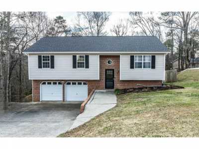 Home For Sale in Ringgold, Georgia